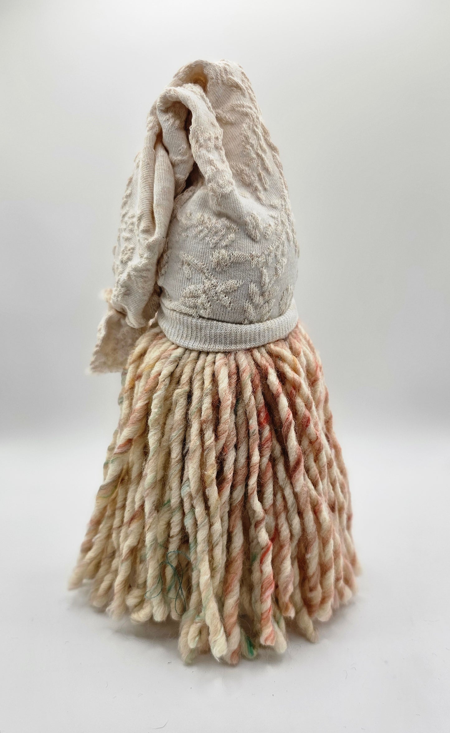 Medium Multi/Cream Gnome