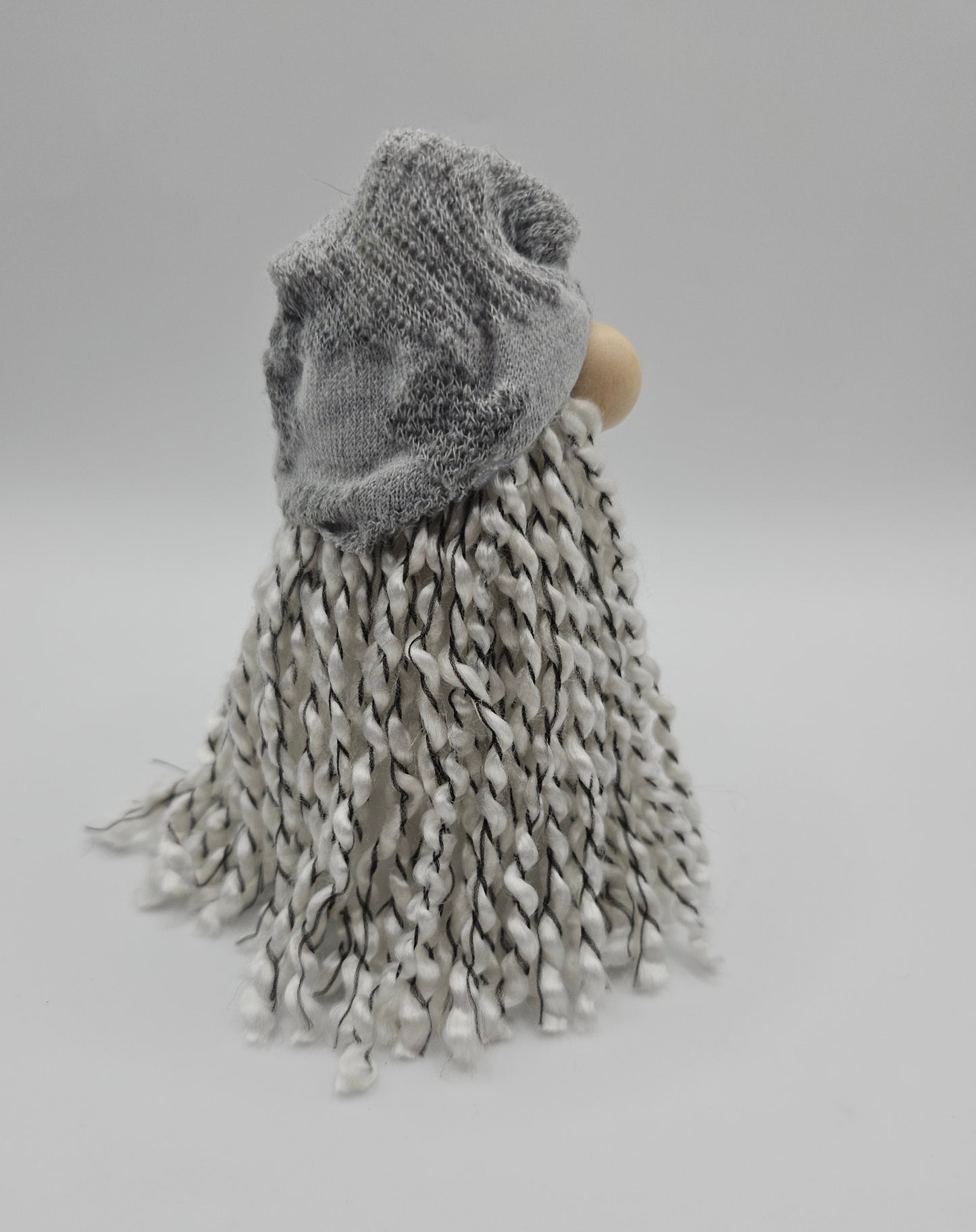 Mini Grey/White Gnome