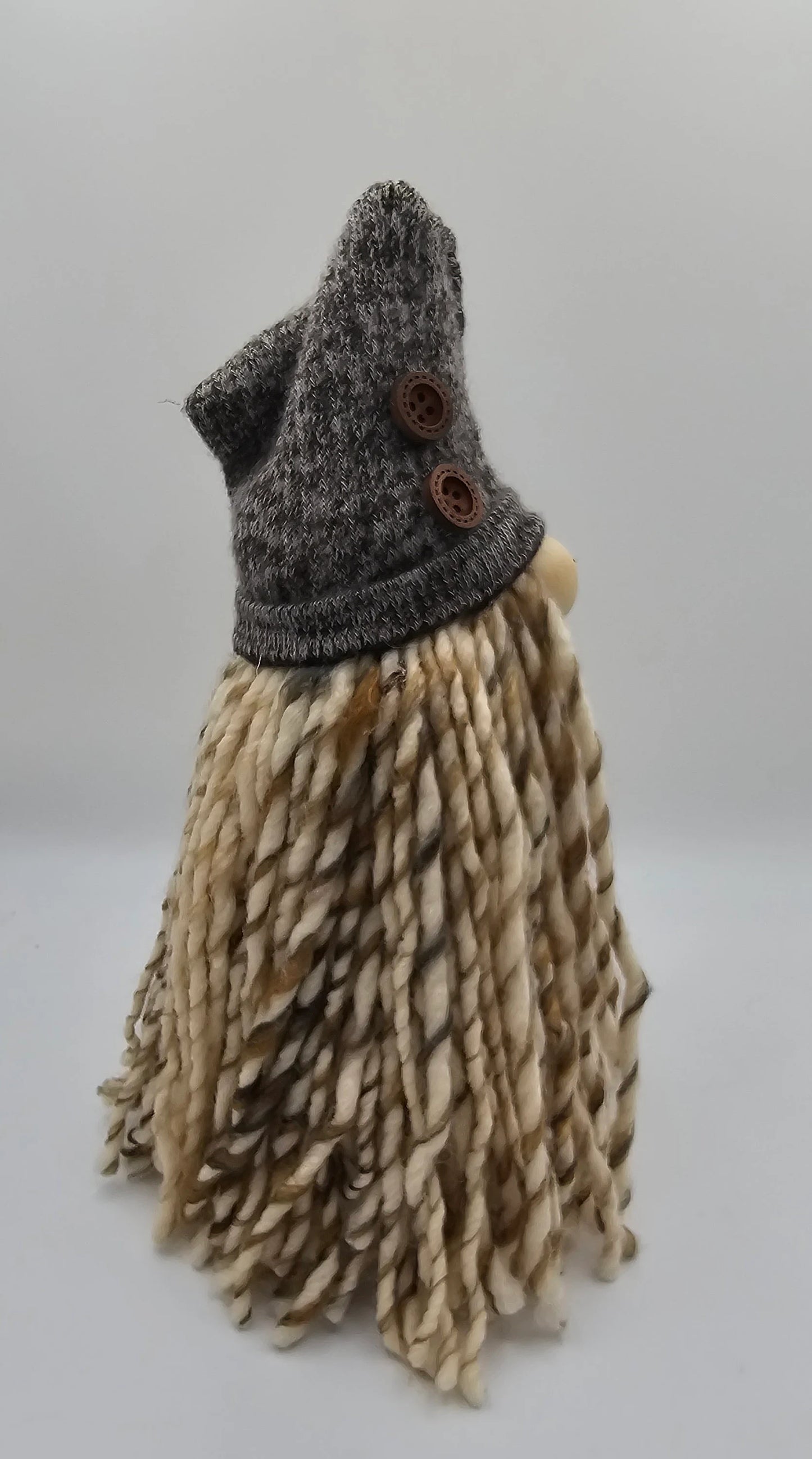 Medium Brown/Tan Gnome